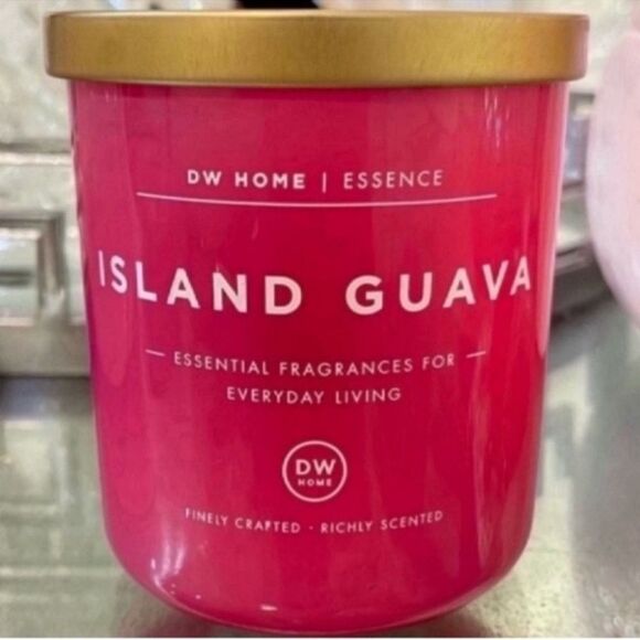 DW Home Island Guava Scented Candle for Everyday Living 9.0 Oz - Picture 6 of 8